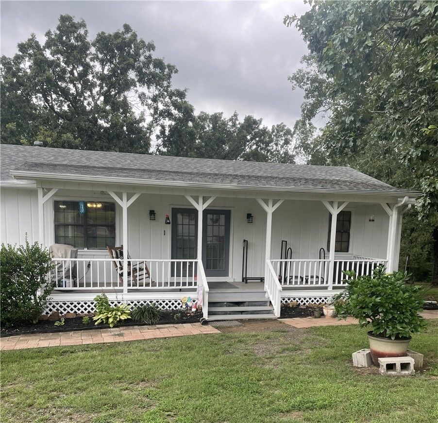 Property Photo: 565 County Road 1750 AR 72847