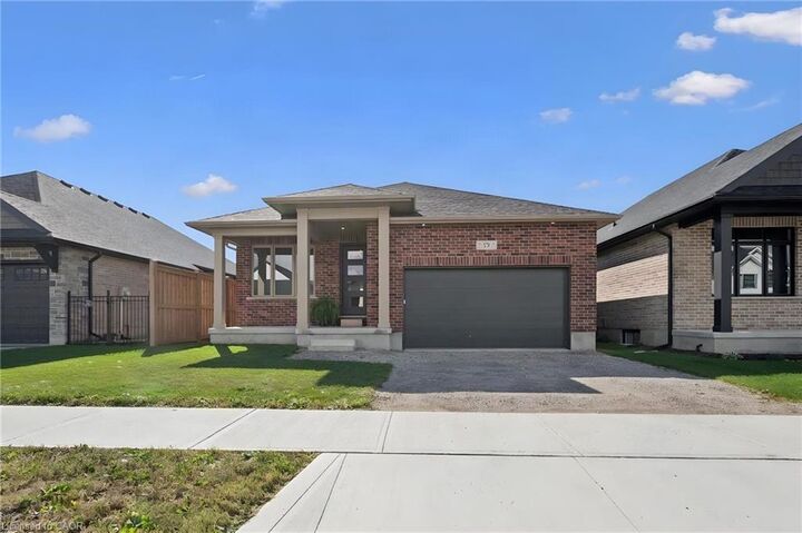 Property Photo:  79 South Parkwood Boulevard  ON N3B 0C8 