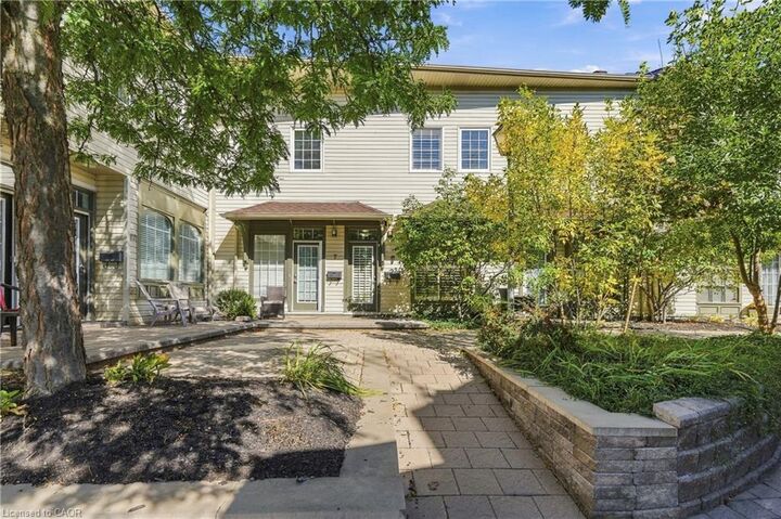 Property Photo:  49 Ontario Street 8  ON L3M 3H2 