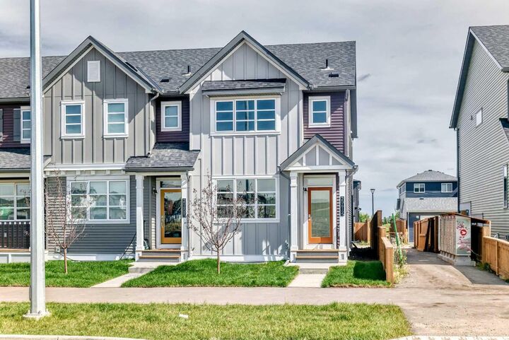 Property Photo:  20612 Sheriff King Street SW  AB T2X 6T5 