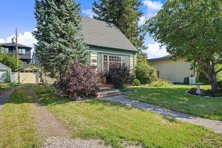 Property Photo:  434 19 Street NW  AB T2N 2J1 