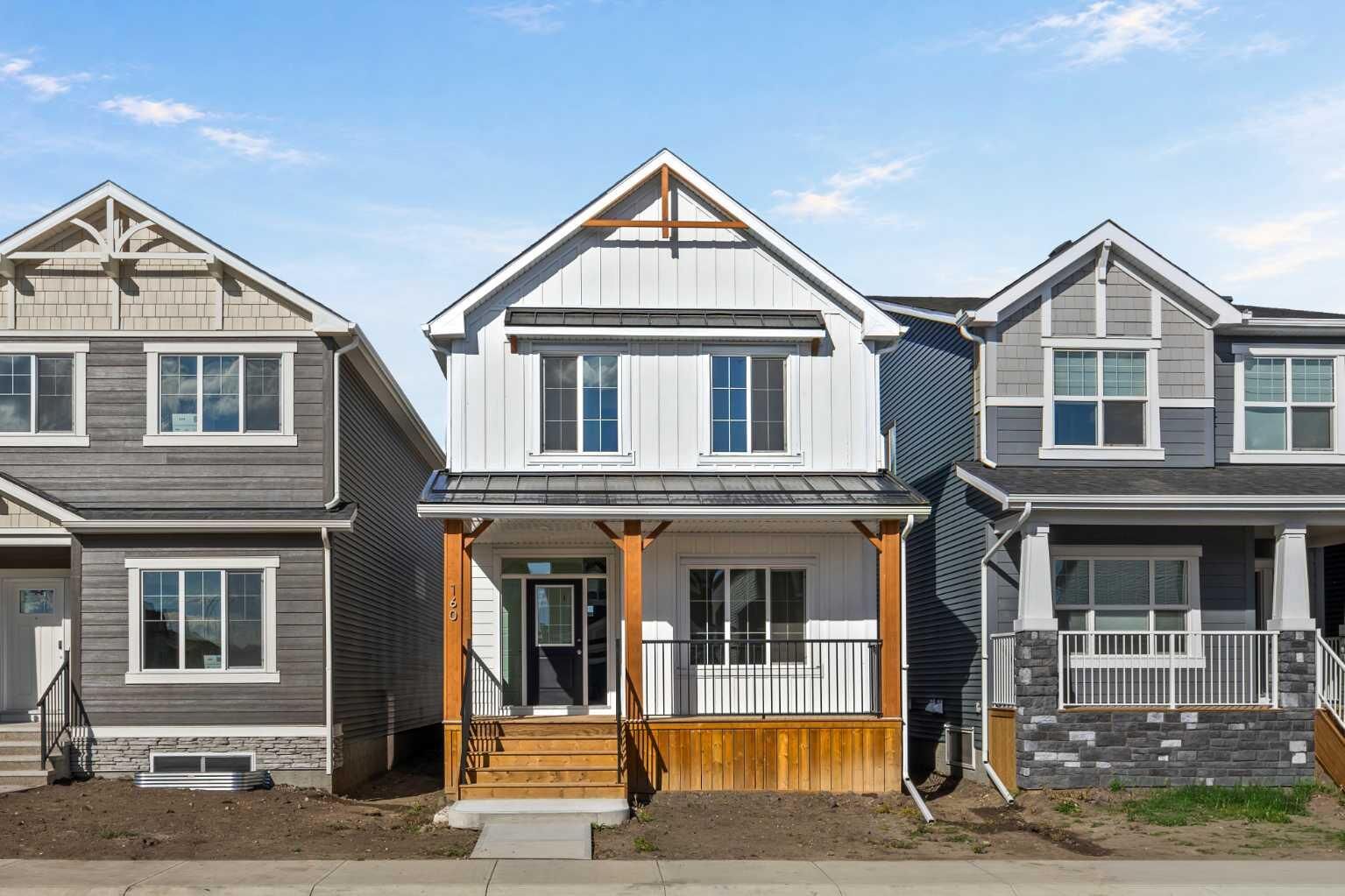 Property Photo:  160 Snowberry Common SE  AB T3M 4G7 