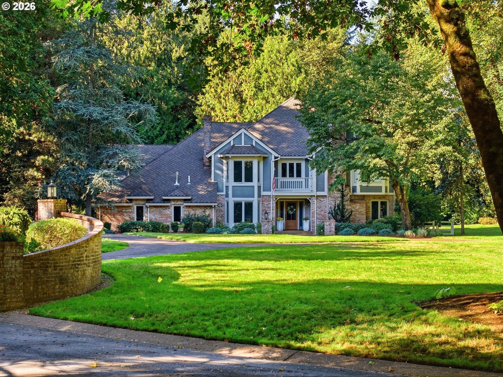 Property Photo: 625 Victoria Pl OR 97068