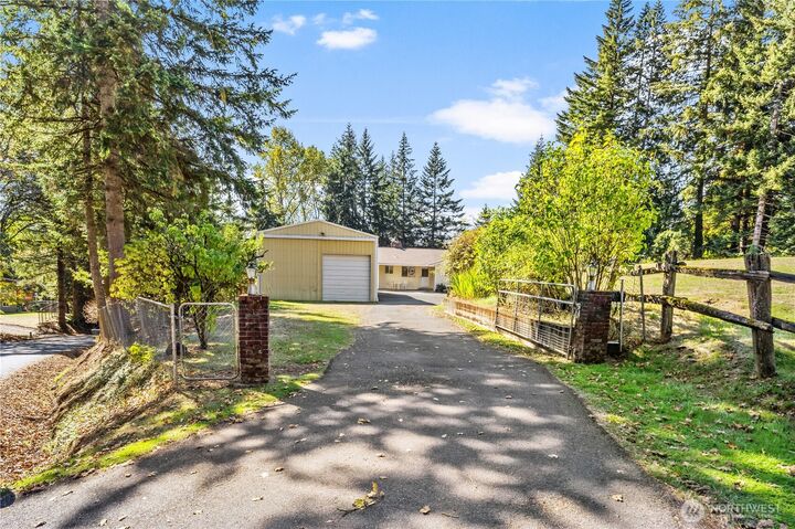 Property Photo: 114 Norwood Drive WA 98626