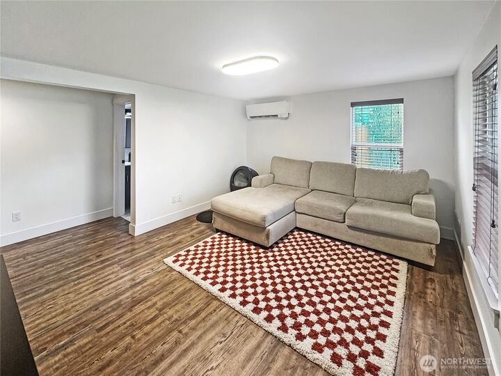 Property Photo:  102 E Manitoba Avenue  WA 98926 