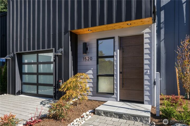 Property Photo: 1520 NE 113th Street WA 98125