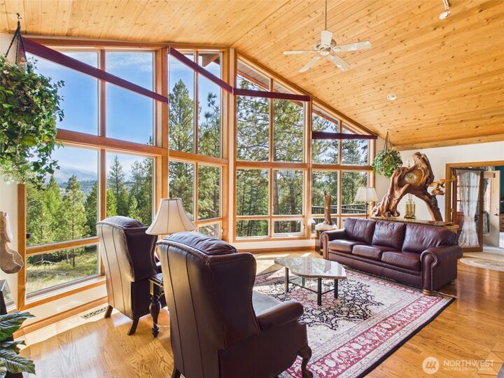 Property Photo: 74 Kompan Road WA 99150