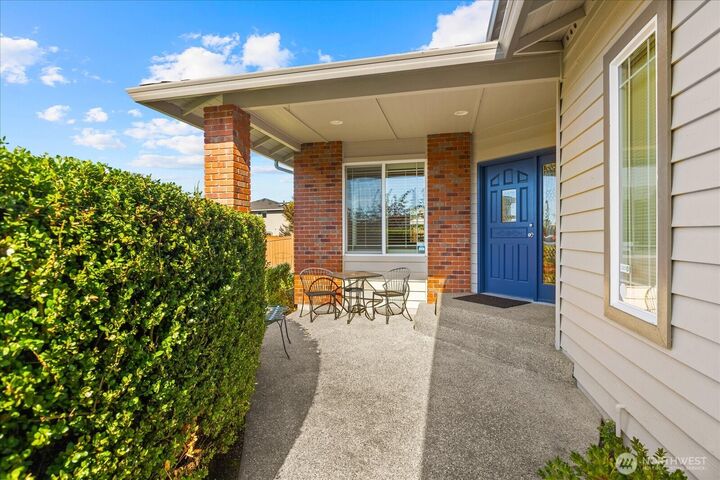 Property Photo:  4605  145th Place SE  WA 98296 