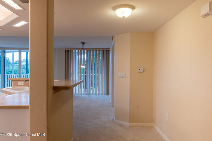 Property Photo: 820 Del Rio Way FL 32953