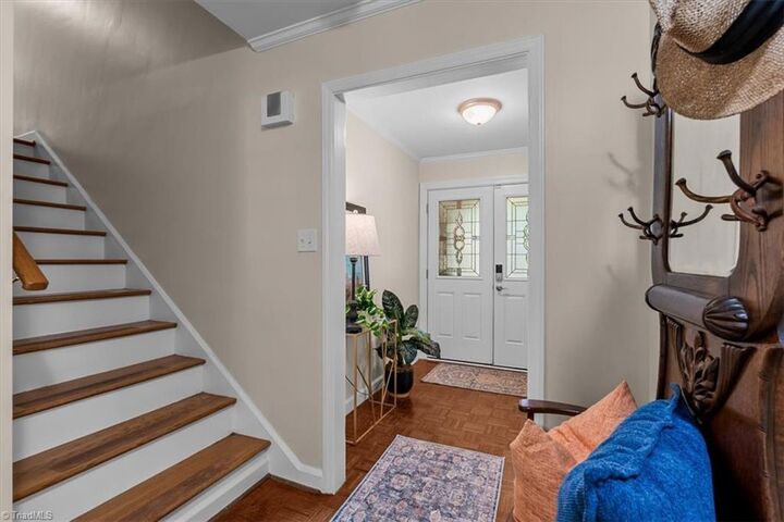 Property Photo:  801 Winview Drive  NC 27410 