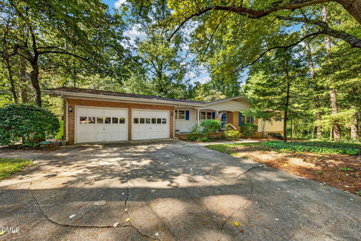 Property Photo: 5019 Tanglewood Drive NC 27612