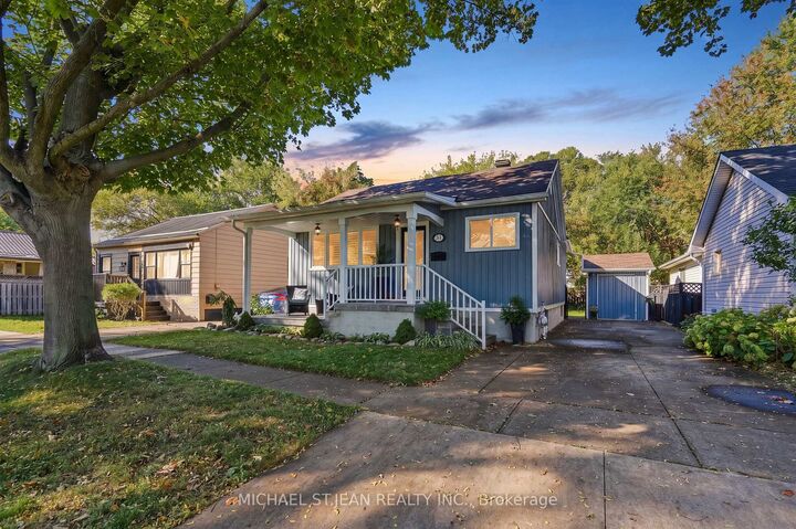 Property Photo:  31 Shakespeare Avenue  ON L2R 6M8 
