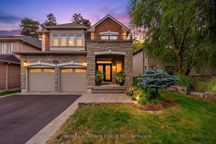 Property Photo:  32 Abilene Court  ON L4C 0S6 