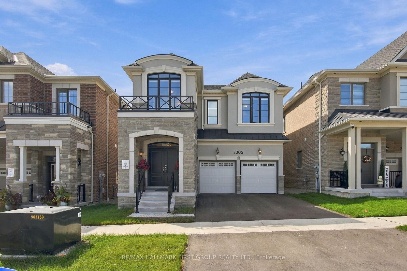 Property Photo: 3302 Marchington Square ON L1X 0N1