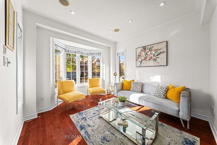 Property Photo:  11 Maple Valley Street  ON L6P 2E7 