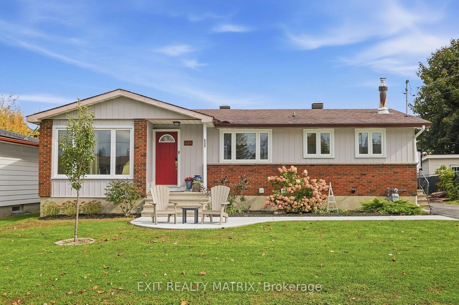 Property Photo:  499 Gilles Street  ON K4K 1G4 