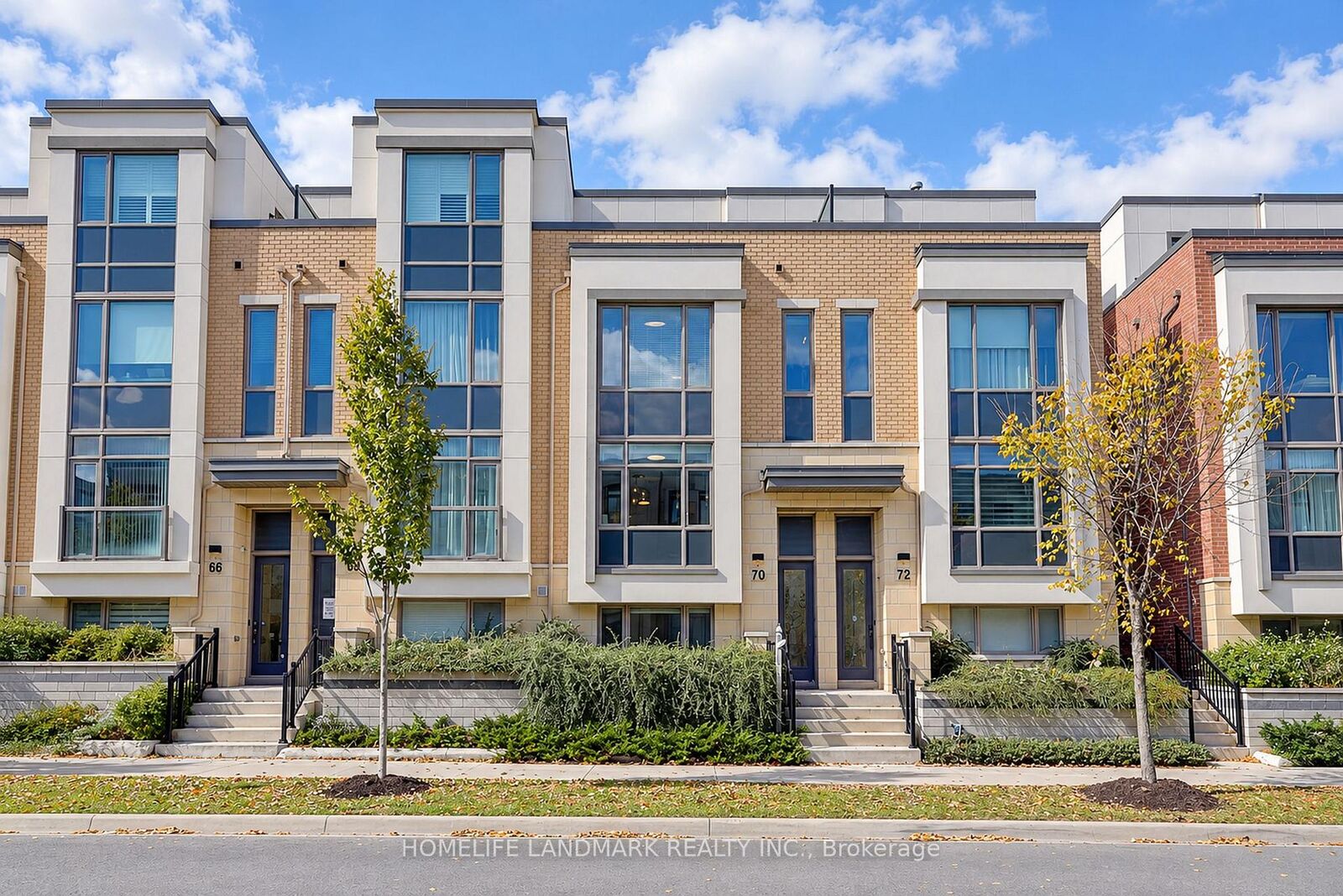 Property Photo:  70 William Saville Street  ON L3R 9S3 