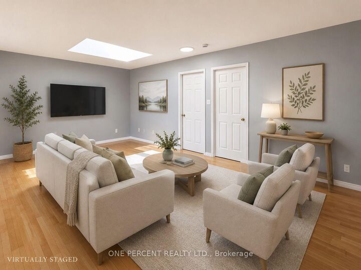 Property Photo:  548 Concession Avenue SE 2  ON L8V 1A9 