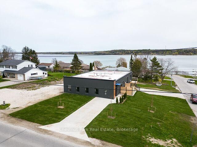 Property Photo: 2605 3rd Avenue W 1 ON N4K 4S9