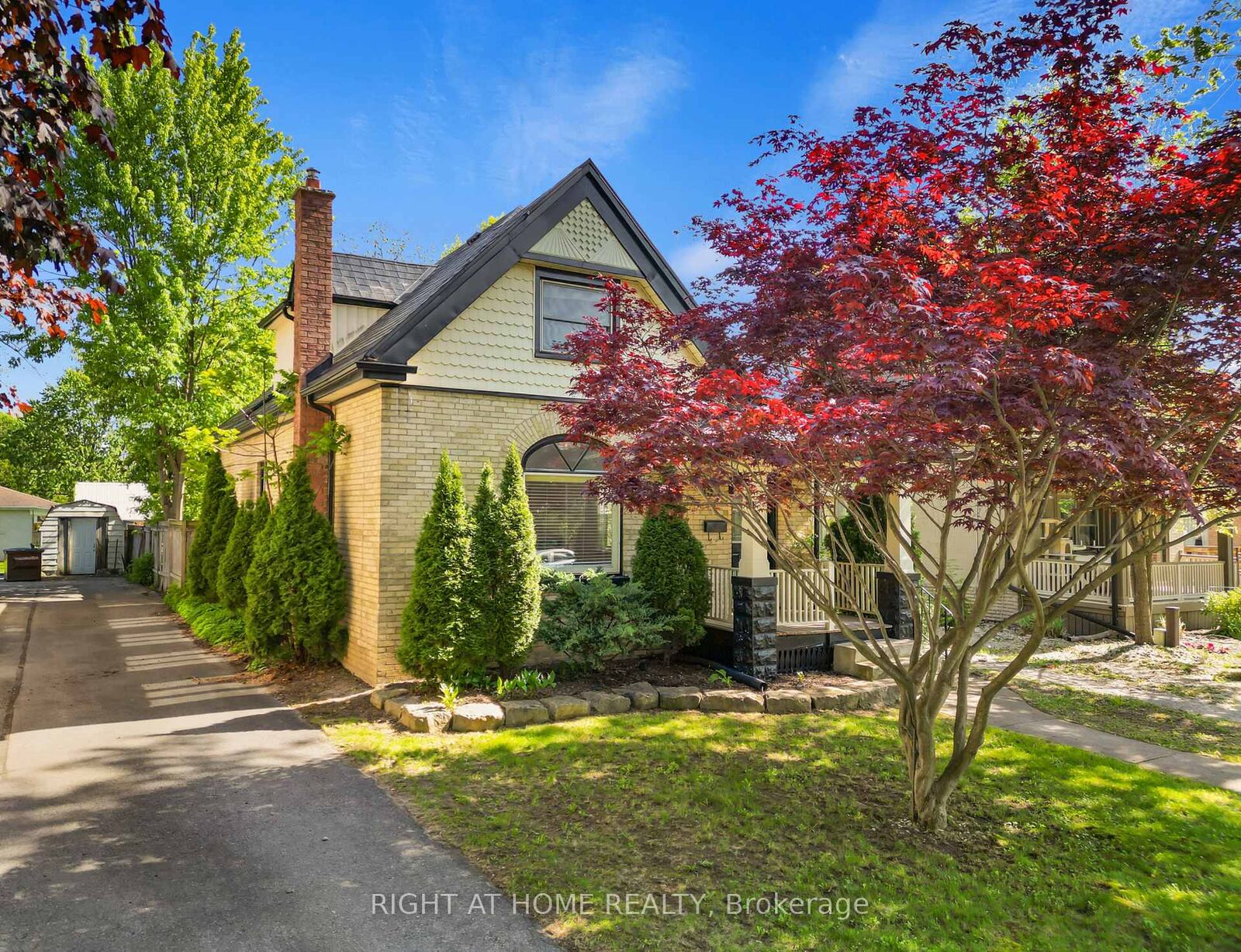Property Photo: 455 St James Street ON N5Y 3P2