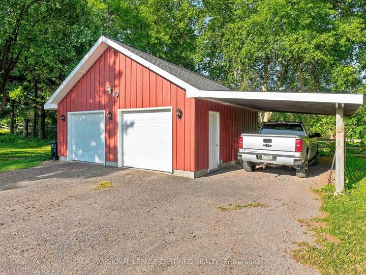 Property Photo:  4621 5th Line  ON L0G 1A0 