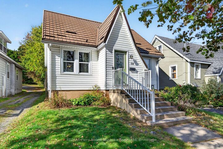 Property Photo:  58 William Street  ON P2A 1V1 