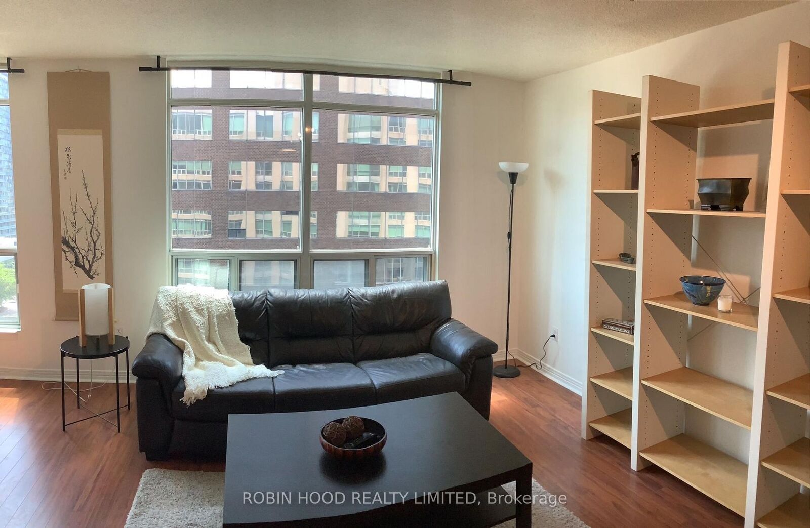Property Photo:  942 Yonge Street 1005  ON M4W 3S8 