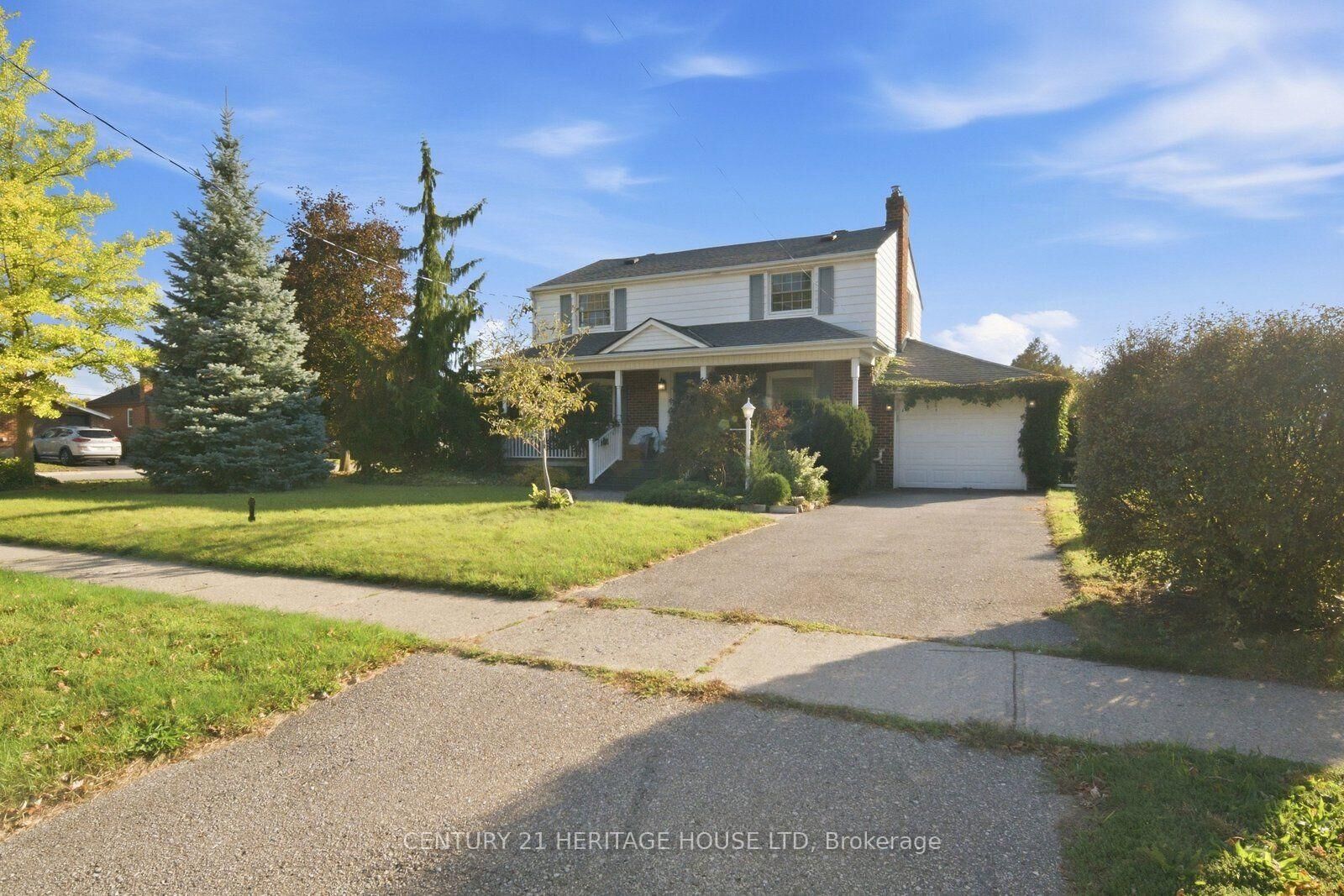 Property Photo:  144 St George Street  ON N3R 1V8 