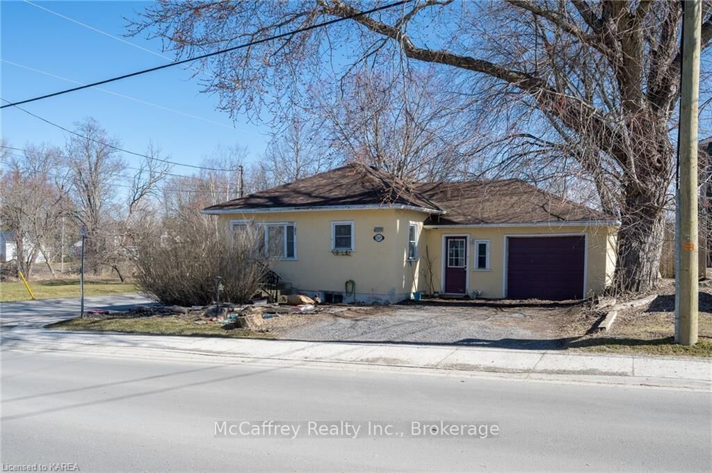 Property Photo:  2565 County Road 4 N/A  ON K0K 1J0 