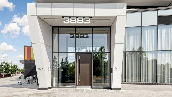 Property Photo:  3883 Quartz Road 3811  ON L5B 0M4 