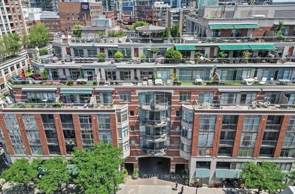 Property Photo:  39 Jarvis St Street 307  ON M5E 1Z5 