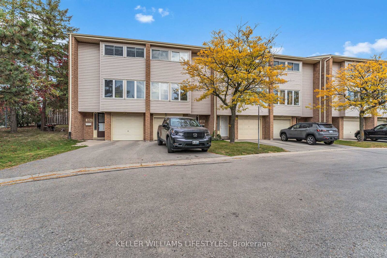 Property Photo:  700 Osgoode Drive 182  ON N6E 2H1 