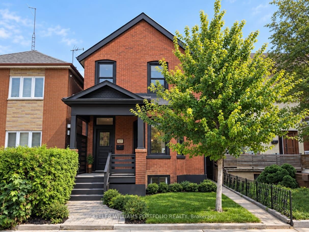 Property Photo:  127 Lisgar Street Lower  ON M6J 3G4 