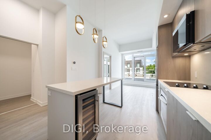 Property Photo:  485 Perth Avenue W426  ON M6N 0B9 