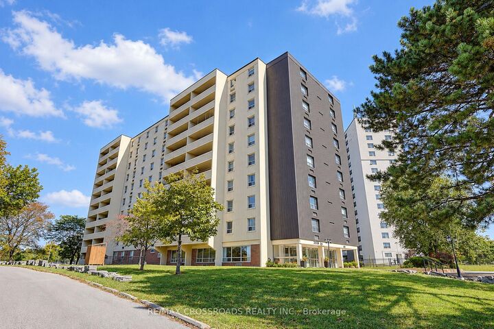 Property Photo:  3420 Eglinton Avenue E 301  ON M1J 2H9 