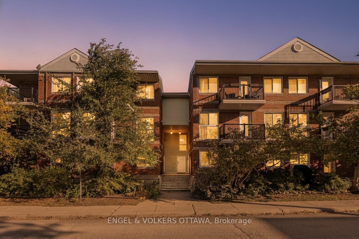 Property Photo: 4 O'Meara Street 3 ON K1Y 4T1