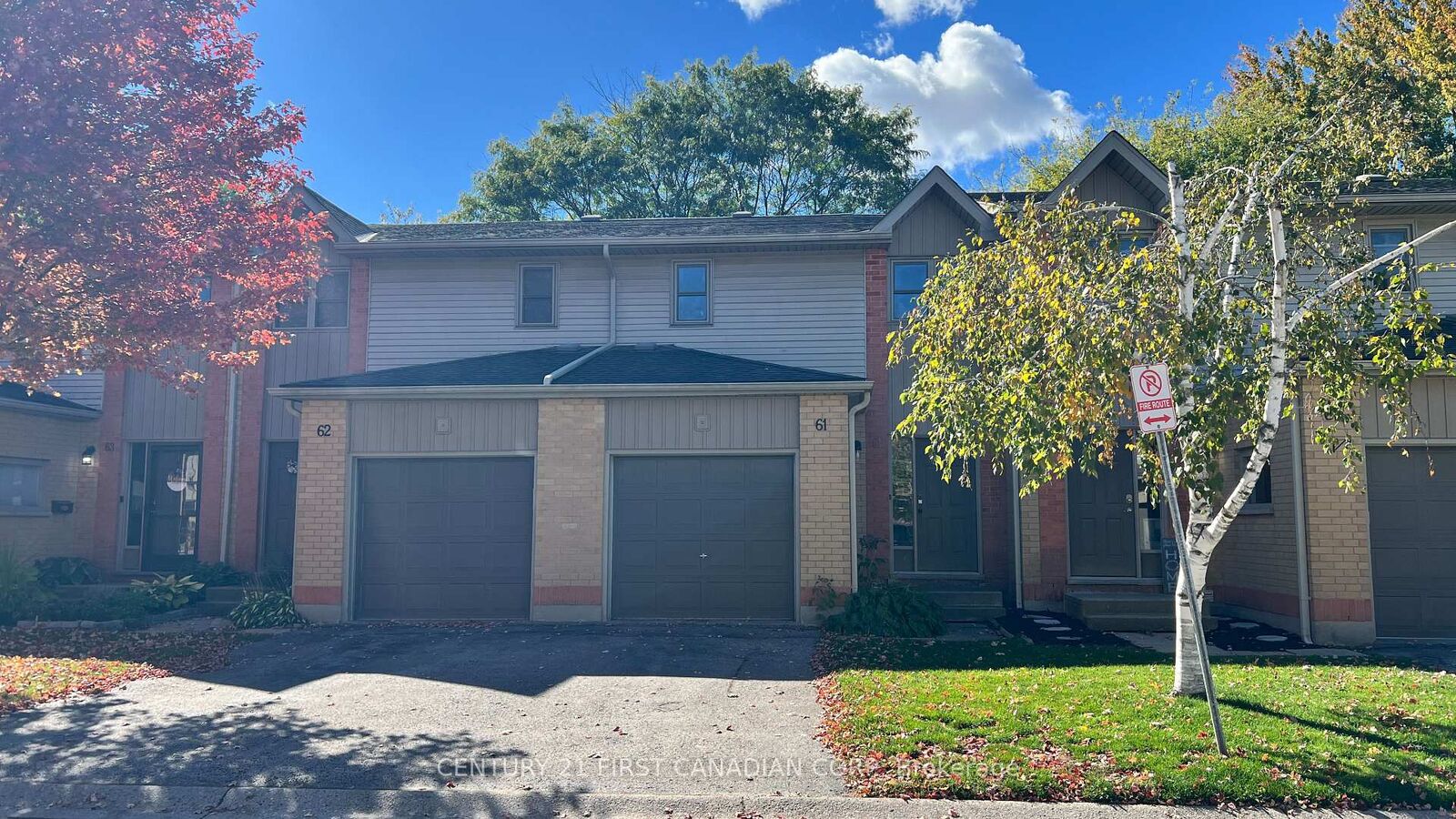 Property Photo:  1199 Hamilton Road 61  ON N5W 5Z9 