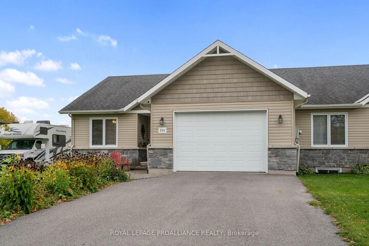 Photo de la propriété: 23A Caldwell Drive A ON K0E 1K0