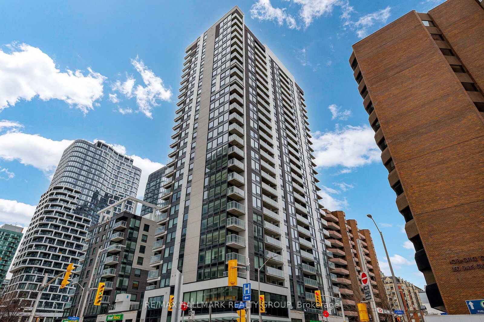 Property Photo:  340 Queen Street 2604  ON K1R 0G1 