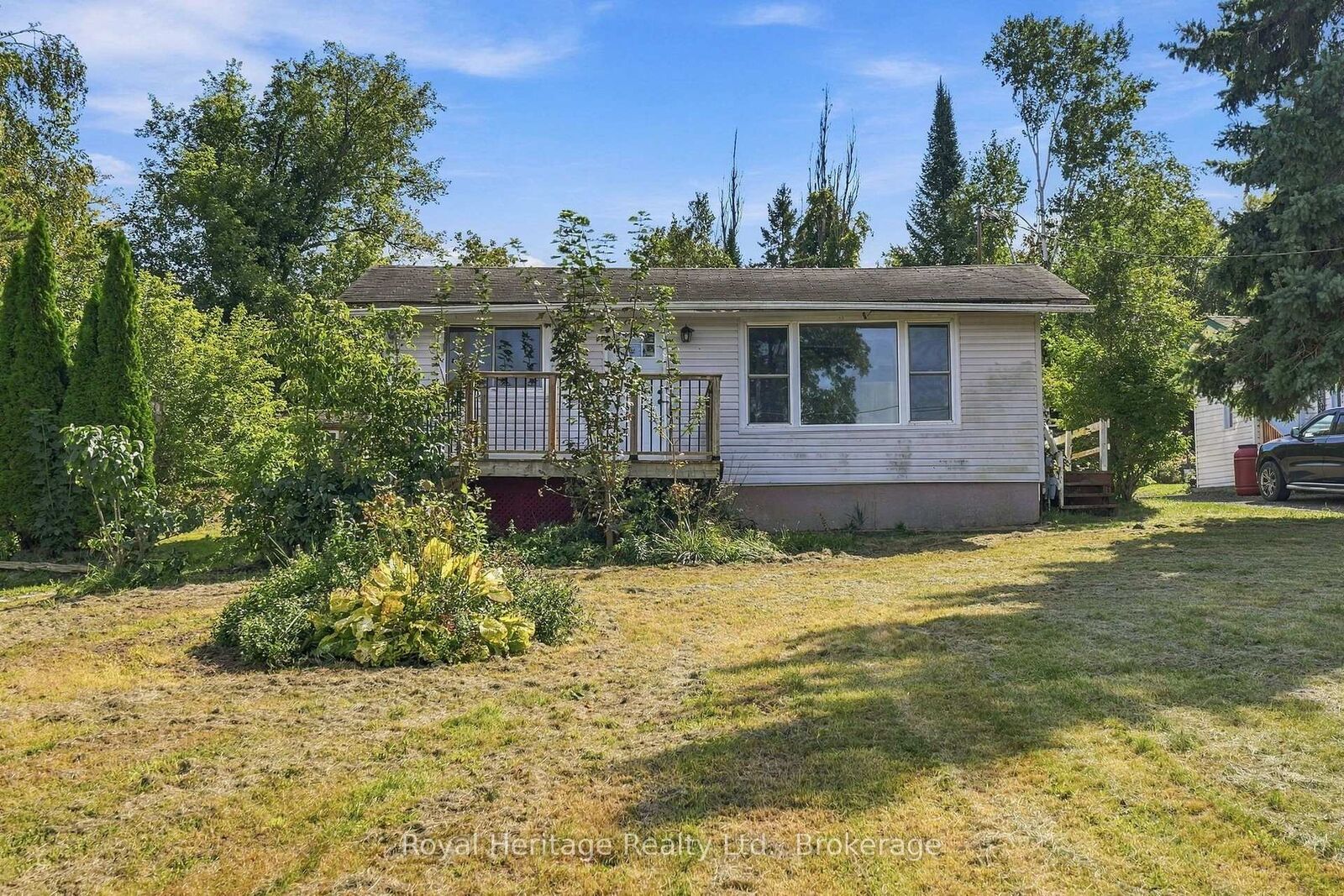 Property Photo:  127 Coleman Crescent  ON L0B 1K0 