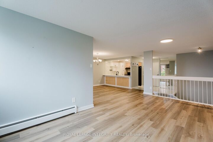 Photo de la propriété:  2650 Southvale Crescent 212  ON K1B 4S9 
