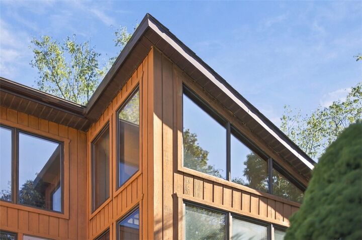 Property Photo:  4282 Forest Glen Dr  PA 15101 