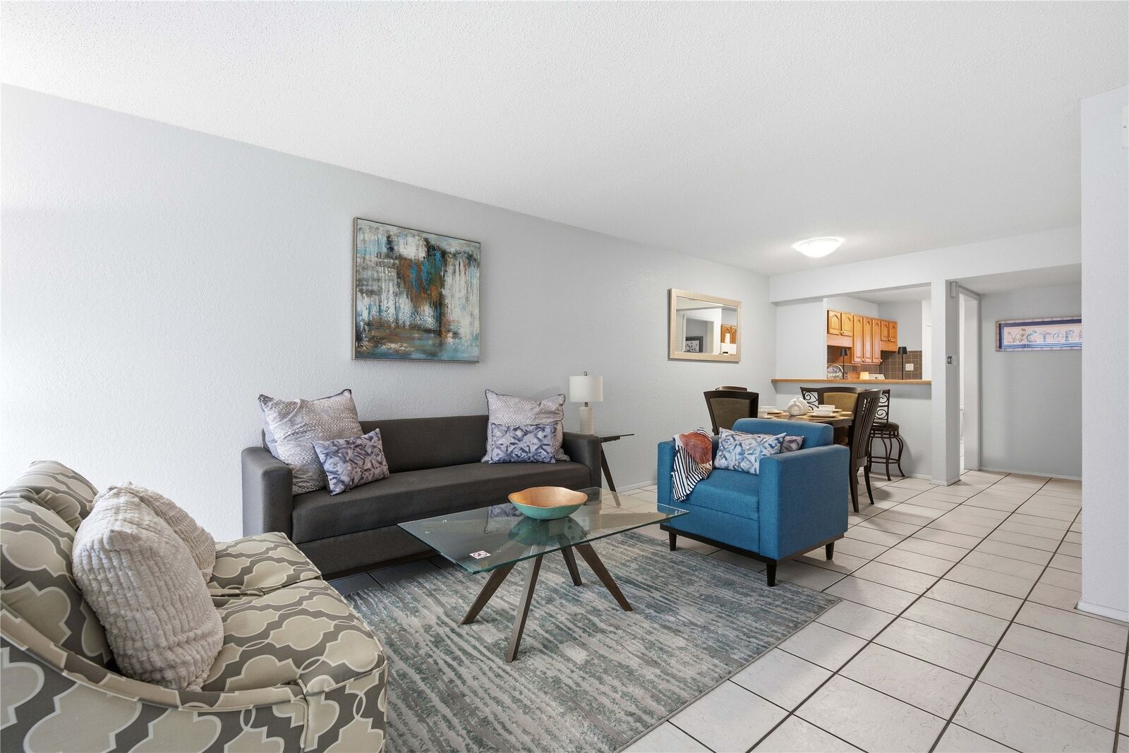 Property Photo: 2425 Ashdale Drive 90 TX 78757