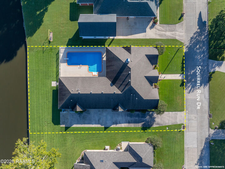 Property Photo: 1815 Squirrel Run Drive LA 70560