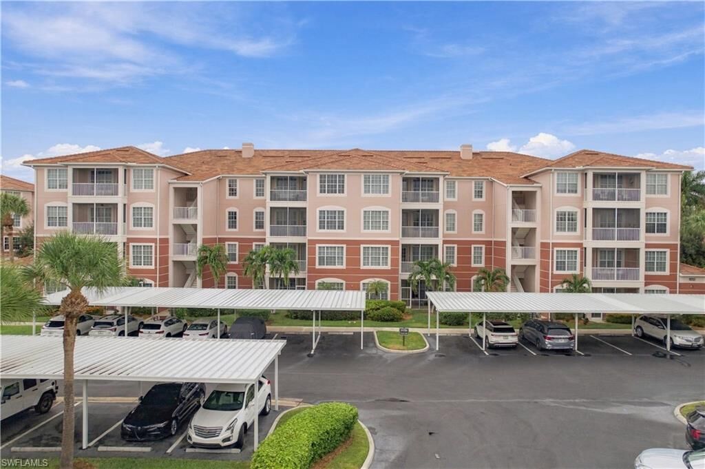 Property Photo:  11751 Pasetto Ln 305  FL 33908 