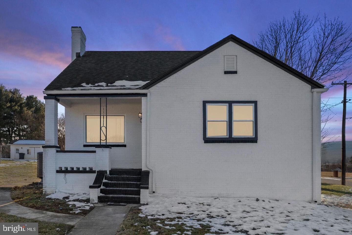 Property Photo:  701 S 2nd Street  VA 22849 