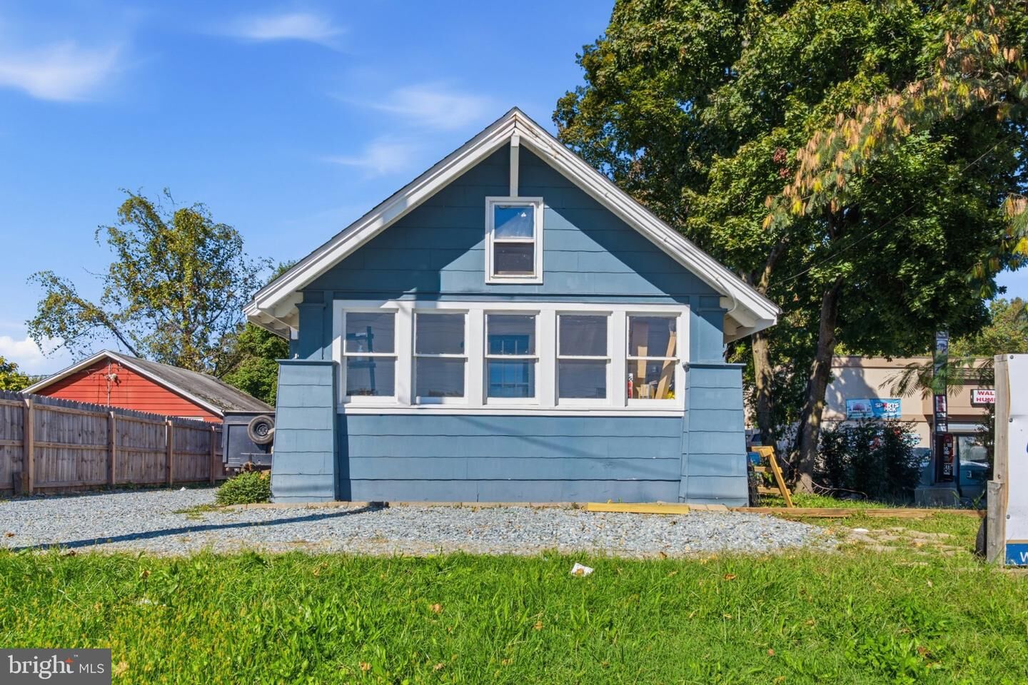 Property Photo: 1172 Elkton Road DE 19711