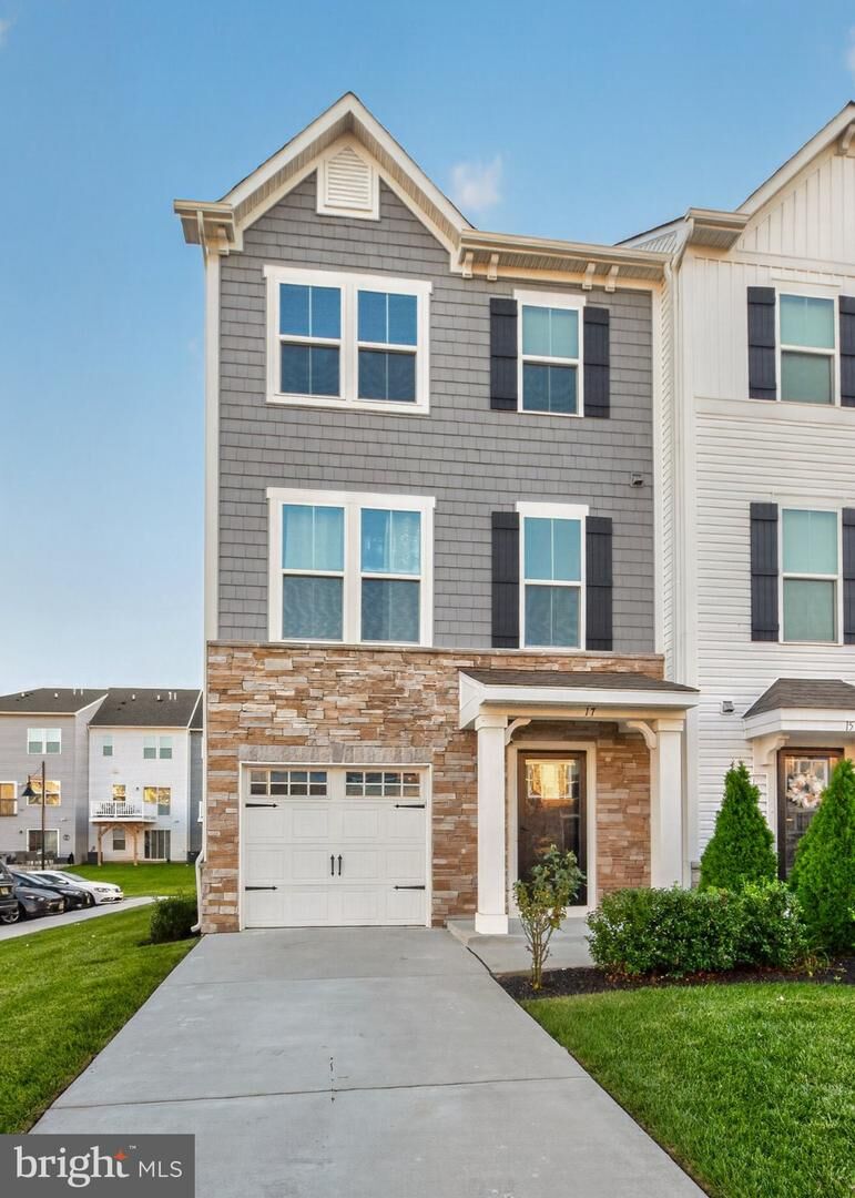 Property Photo:  17 Ortiz Drive  NJ 08110 