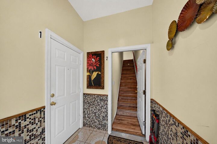 Property Photo:  1614 6th Street NW 2  DC 20001 
