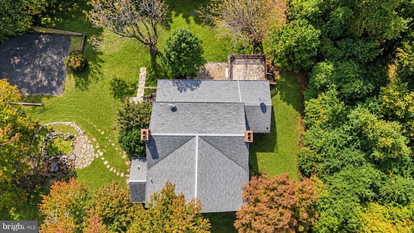 Property Photo: 1295 Colvin Forest Drive VA 22182